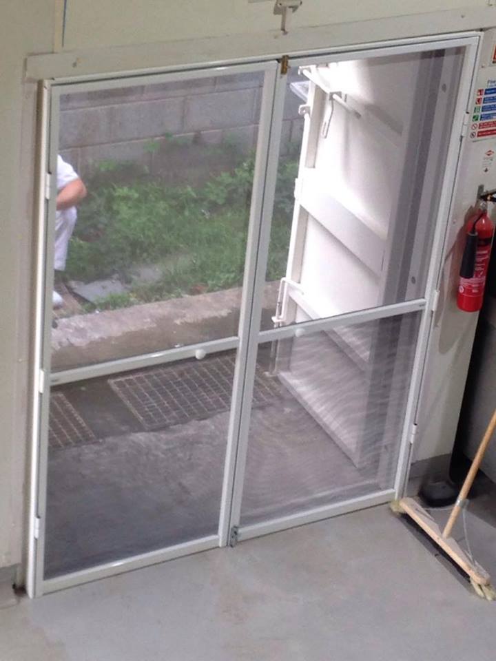Double Hinged Screen Door - Image 3